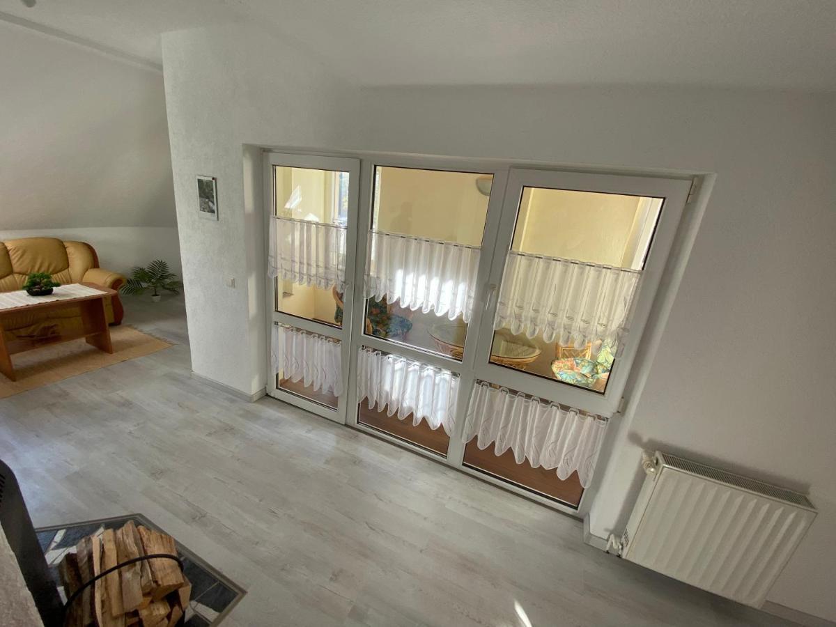 Waldblickwohnung Mit Schoener Terrasse Und Kamin زبنيتس المظهر الخارجي الصورة