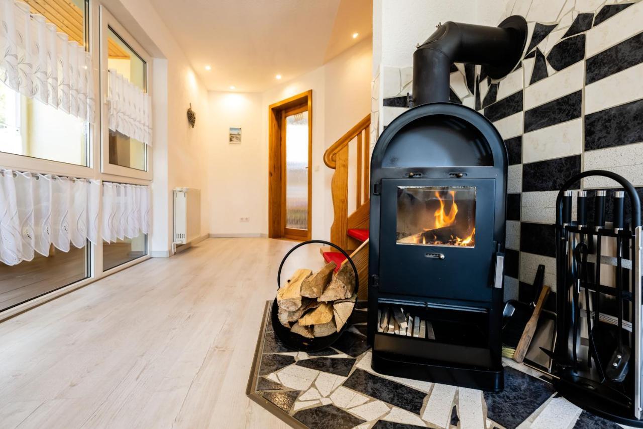 Waldblickwohnung Mit Schoener Terrasse Und Kamin زبنيتس المظهر الخارجي الصورة